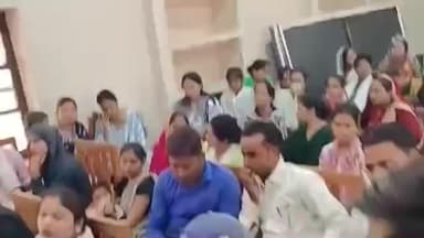 पुवायां: सिधौली विकासखंड परिसर में एक दिवसीय रोजगार मेले का आयोजन हुआ