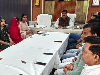 संडीला: कछौना नगर पंचायत सभागार में अध्यक्ष की अध्यक्षता में हुई बोर्ड बैठक, कई प्रस्ताव पास, शव वाहन का किराया घटाया गया