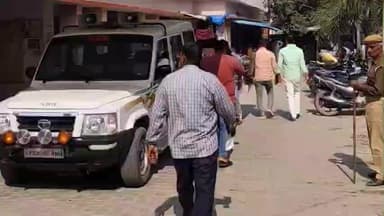 पडरौना: पब्लिक एप खबर का असर: पडरौना तहसील सभागार में जनता दर्शन, एसडीएम ने फरियादियों की सुनी फरियाद