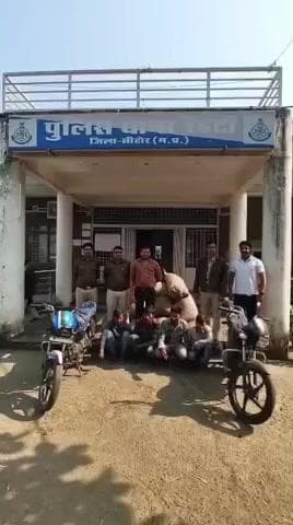 इछावर: जिले की रेहटी थाना पुलिस को मिली बड़ी सफलता, वेयरहाउस में चोरी करने वाले 4 आरोपी गिरफ्तार