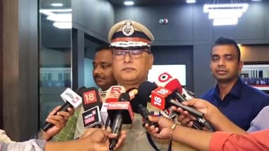 ଭୁବନେଶ୍ବର ମ୍ୟୁନିସିପାଲଟି କର୍ପୋରେସନ: ଦିଲ୍ଲୀ ବିସ୍ପୋରଣ ପରେ ଓଡ଼ିଶାରେ ହାଇ ଆଲର୍ଟ, ଡିଜିପି କ୍ୟାମ୍ପ ଅଫିସରେ ପ୍ରତିକ୍ରିୟା ରଖିଲେ ଆଇନଶୃଙ୍ଖଳା ADG ସଞ୍ଜୟ କୁମାର