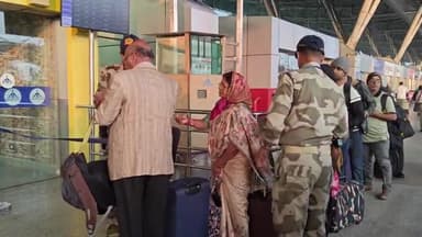 ଭୁବନେଶ୍ବର ମ୍ୟୁନିସିପାଲଟି କର୍ପୋରେସନ: ଦିଲ୍ଲୀ ବ୍ଲାଷ୍ଟ କୁ ନେଇ ଭୁବନେଶ୍ୱର ବିମାନ ବନ୍ଦରରେ ସୁରକ୍ଷା ବ୍ୟବସ୍ଥା କଡାକଡି