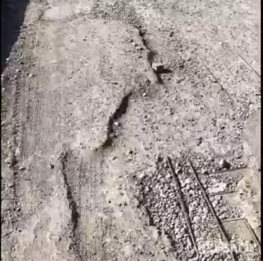 જાફરાબાદ: જાફરાબાદના નવા પુલમાં લોખંડના સળિયા દેખાતા અકસ્માતનો ભય – તાત્કાલિક સમારકામની માંગ ઉઠી