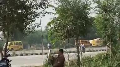 लंभुआ: लंभुआ में ड्यूटी के दौरान सोते दिखे दरोगा, दिल्ली ब्लास्ट के बाद भी पुलिस की लापरवाही, कराई जाएगी जांच