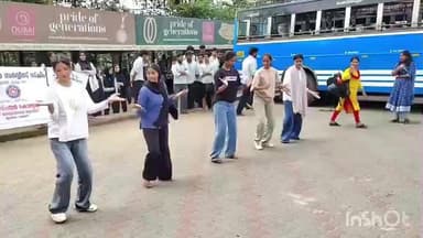 പട്ടാമ്പി: പട്ടാമ്പി ബസ്റ്റാൻഡിൽ SIR പ്രചരണ ഫ്ലാഷ് മൊബ് സംഘടിപ്പിച്ച പട്ടാമ്പി താലൂക്ക് റവന്യൂ സംഘം