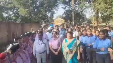 ତଲସରା: ଝାରବେଡ଼ା ସ୍ଥିତ ଡାଲମିଆ କଲେଜ ପ୍ରାଙ୍ଗଣରେ ସାଇବର ସଚେତନତା କାର୍ଯ୍ୟକ୍ରମ ଅନୁଷ୍ଠିତ ଯୋଗ ଦେଲେ ଏସପି