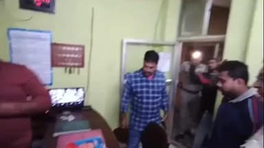 কাটোয়া ১: দিল্লিতে বিস্ফোরণের পর কাটোয়া শহরের নিরাপত্তা জোরদার, চালানো হলো হোটেলগুলিতে তল্লাশি অভিযান