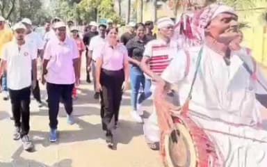 ରାଜଗାଙ୍ଗପୁର: ସହରରେ ସାଇବର ସଚେତନତା କାର୍ଯ୍ୟକ୍ରମ ଯୋଗ ଦେଲେ ଏସପି