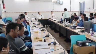 ନବରଙ୍ଗପୁର ପୋଲିସ ଷ୍ଟେସନ: ଡିପିଆରସି ଠାରେ ଜିଲ୍ଲାପାଳ ଙ୍କ ସମୀକ୍ଷା ବୈଠକ ଅନୁଷ୍ଠିତ