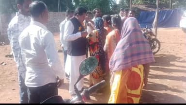 କୋରାପୁଟ ସହର: ଲମତାପୁଟ ଦୁର୍ଗମ ଅଂଚଳ ମାହାଡା ଗ୍ରାମ ରେ ଉର୍ନୟନ କାମ ତଦାରଖ କଲେ କୋରାପୁଟ ବିଧାୟକ ରଘୁରାମ ମାଛ