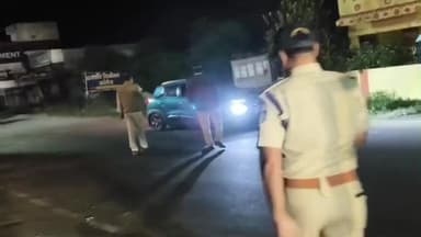 गुलाना: दिल्ली धमाके के बाद अकोदिया, सलसलाई में पुलिस अलर्ट, बस स्टैंड पर वाहनों की तलाशी और रेलवे स्टेशन पर संदिग्धों से पूछताछ