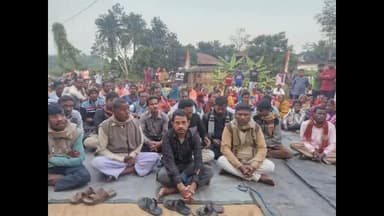 কেশপুর: কেন্দ্রের জনবিরোধী নীতি ও SIR, ১০০ দিনের কাজ সহ বিভিন্ন বিষয়কে সামনে রেখে গোপাল বাঁধে তৃণমুলের পথসভার আয়োজন