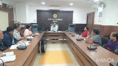 सीहोर नगर: कलेक्टर ने कृषि, सहकारिता, खाद्य और खाद्य सुरक्षा विभाग की गतिविधियों की समीक्षा की