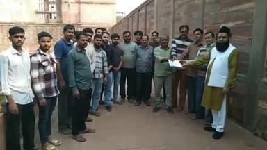 धौलपुर: मुस्लिम समाज ने जमीन की रजिस्ट्री रद्द करने और अतिक्रमण रोकने की मांग को लेकर DM को दिया शिकायती पत्र