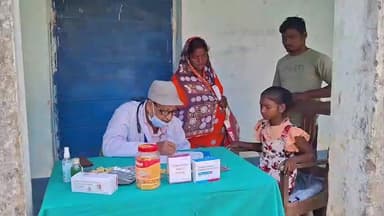 বাঘমুণ্ডী: বিনামূল্যে হেলথ চেকআপ ক্যাম্প আয়োজিত হলো অযোধ্যা হিলটপে