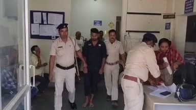 হাবরা ১: হাবরার একটি সিনেমা হলে নাবালিকাকে নিয়ে এসে যৌন নির্যাতন গ্রেপ্তার অভিযুক্ত