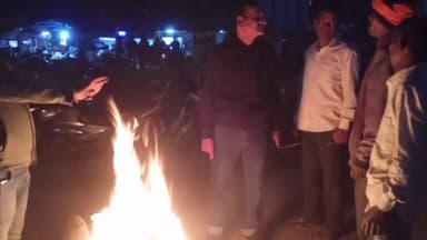 पत्थलगांव: पत्थलगांव नगर परिषद ने बस स्टैंड में राहगीरों के लिए अलाव की व्यवस्था की