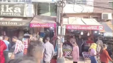 ਲੁਧਿਆਣਾ ਪੂਰਬੀ: ਲੁਧਿਆਣਾ ਵਿੱਚ ਨਗਰ ਨਿਗਮ ਤਹਿਬਜ਼ਾਰੀ ਟੀਮ ਨੇ ਫੀਲਡ ਗੰਜ ਵਿਚ ਹਰਮਨ ਟਰੇਡਰ ਦੇ ਬਾਹਰ ਨਜਾਇਜ਼ ਕਬਜੇ ਨੂੰ ਹਟਵਾਇਆ