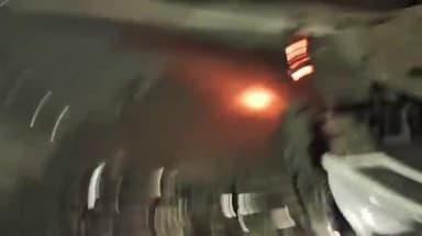 सातारा: पुणे बेंगलोर राष्ट्रीय महामार्गावर खिंडवाडी येथे कारचा अपघात सातारा तालुका पोलीस ठाण्यात नोंद नाही