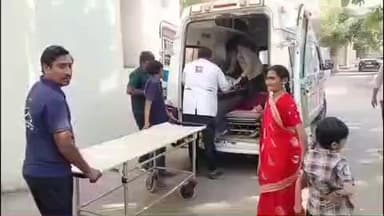 લીંબડી: લીંબડી હાઇવે પર કટારીયા ટોલ ગેટ નજીક બોલેરો પીકઅપ વાન અને કાર વચ્ચે અકસ્માત 10 વ્યક્તિ ઘવાયા એક મહિલા નુ મોત નીપજ્યું