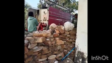 जावद: मोरवन में अज्ञात बदमाशों ने किसान के सुखले के ढेर में लगाई आग, 10 ट्रॉली सुखला जलकर खाक