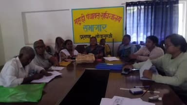 नोआमुंडी: महुदी में वरिष्ठ नागरिकों के लिए सहायक उपकरण शिविर, 82 लाभार्थियों का हुआ आकलन