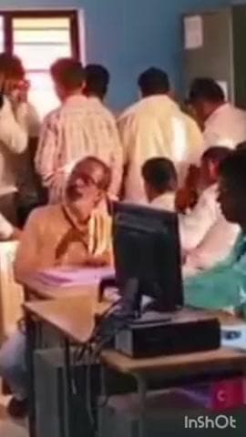 पाथर्डी: पालिका निवडणुकीचा अर्ज भरण्याच्या पहिल्याच दिवशी गर्दी....,!