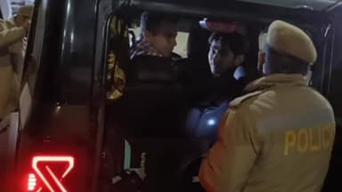 स्वारघाट: प्रदेश सरकार और पुलिस मुख्यालय ने जारी किया अलर्ट, इंटर-स्टेट बॉर्डर पर बढ़ाई गई निगरानी