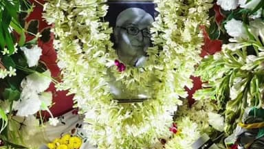 হরিপাল: হরিপালে শ্রাদ্ধানুষ্ঠানে উপস্থিত বিধায়ক বেচারাম মান্না — প্রয়াত নিতাই মোহন মুখার্জির পিতাকে শ্রদ্ধা নিবেদন