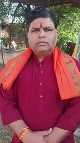 भाजपा मण्डल अध्यक्ष आशुतोष जैमिनी ने अवैध शराब बेचने जा रहे माफिया को पुलिस के हवाले कर सदेश दिया कि पुलिस कारबाई करे