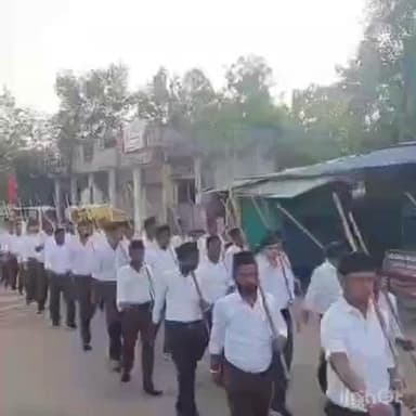 पलेरा: पलेरा में शताब्दी वर्ष के उपलक्ष्य में आरएसएस कार्यकर्ताओं द्वारा निकाला गया पथ संचलन