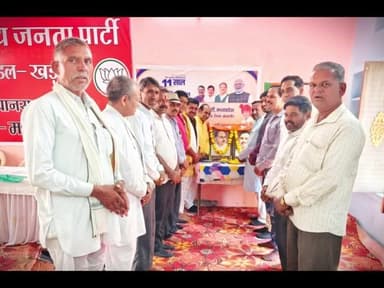 गरोठ: खड़ावदा मंडल में SIR की बैठक संपन्न हुई