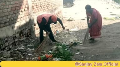 ધંધુકા: *ધંધુકાના કાશી વિશ્વનાથ મહાદેવની પાછળ ધનાવાવ ખાતે સ્વચ્છતા અભિયાન:*
#ધંધુકા #dhandhuka #સ્વછતાઅભિયાન