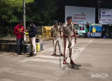 राजनांदगांव: शहर के गौरव पथ और विभिन्न क्षेत्रों में पुलिस ने एमसीपी लगाकर की सघन चेकिंग