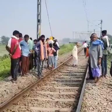 चौथम: माता कात्यायनी मंदिर के पास पैसेंजर ट्रेन से गिरकर एक युवक की मौत, पहचान नहीं हो पाई