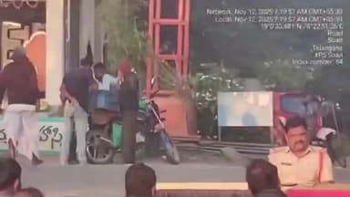 నిర్మల్: సోన్ మండల కేంద్రంలో పోలీసుల ఆధ్వర్యంలో కమ్యూనిటీ కాంటాక్ట్ ప్రోగ్రాం, 81 ద్విచక్ర వాహనాలు నాలుగు కార్లు, ఒక ఆటో స్వాధీనం