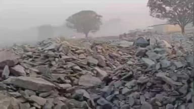 सेमरिया: नौबस्ता में ब्लास्टिंग से मकानों में आई दरारें, प्रशासन पर निष्क्रिय रहने का आरोप