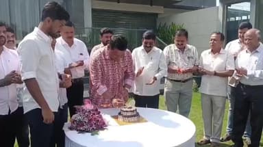 ತುಮಕೂರು: ನಗರದಲ್ಲಿ ಚೆಸ್ ಅಸೋಸಿಯೇಷನ್ ರಾಜ್ಯಾಧ್ಯಕ್ಷ ಟಿ. ಎಸ್. ಮಧುಕರ್ ಹುಟ್ಟುಹಬ್ಬ ಸಂಭ್ರಮದಿಂದ ಆಚರಣೆ : ಗಣ್ಯರು ಭಾಗಿ