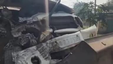 ଓରିଏଣ୍ଟ: ଝାରସୁଗୁଡା ଜିଲ୍ଲା ଦେଇ ଯାଇଥିବା ଜାତୀୟ ରାଜପଥ -୪୯ ଗାନ୍ଧୀଛକ ନିକଟରେ ଏକ ବୋଲେରୋ ଦୁର୍ଘଟଣାଗ୍ରସ୍ତ ହୋଇଛି