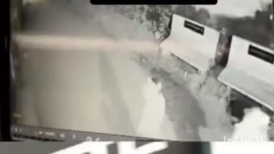 બગસરા: માવજીજવા ગામે ઘરફોડ ચોરીને અંજામ આપનાર ત્રણ ઈસમો સી.સી.ટીવી કેમેરામાં કેદ