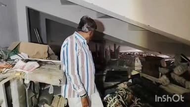 ಯಾದಗಿರಿ: ನಗರದ ಕ್ರೀಡಾಂಗಣದಲ್ಲಿನ ಕ್ರೀಡಾ ಸಾಮಗ್ರಿ ಕೊಠಡಿಯಲ್ಲಿ ಹಾಳಾಗಿರುವ ಸಾಮಾಗ್ರಿಗಳು,ಉಮೇಶ್ ಮುದ್ನಾಳ ಆರೋಪ