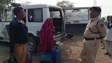 কালীগঞ্জ: পলাশীর উত্তর জানকিনগররে নদিয়া মুর্শিদাবাদ সীমান্ত এলাকায় প্রায় ২১ কেজি গাঁজাসহ দুজনকে গ্রেপ্তার করল পুলিশ