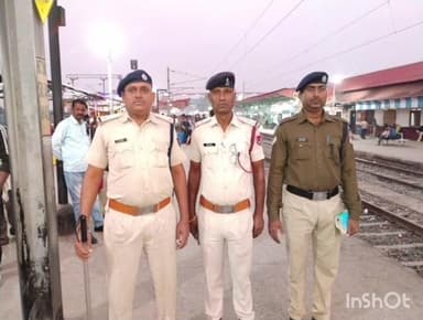 लखीसराय: किऊल रेल पुलिस अलर्ट, स्टेशन परिसर में चलाया गया जांच अभियान
