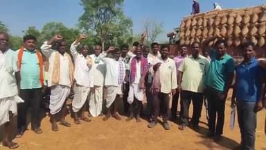 బీర్కూర్: శ్రీ సిద్ధి వినాయక రైస్ మిల్లులో, మిల్లు యజమాన్యం 70 బస్తాల కోత, ఆందోళనకు దిగిన రైతులు, న్యాయం చేయాలని డిమాండ్