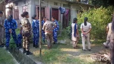 ধূপগুড়ি: আদালতের নির্দেশে ১২ বছর পর বাড়ির দখল ফিরে পেলেন মালিক ধূপগুড়ির বিবেকানন্দপাড়ায়