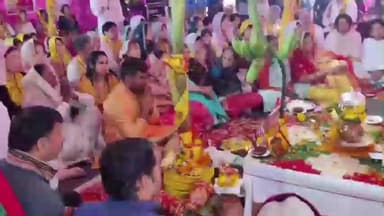 पौड़ी: क्वाली कालेश्वर गांव में आयोजित श्रीमद् भागवत कथा में पहुंचे जापानी श्रद्धालु, ग्रामीणों ने किया स्वागत