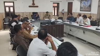 चितलवाना: जालौर कलेक्ट्रेट सभागार में सड़क सुरक्षा समिति की बैठक का आयोजन किया गया