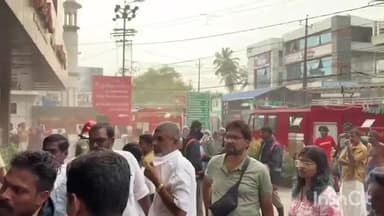 പാലക്കാട്: പാലക്കാട് കെഎസ്ആർടിസി ബസ് സ്റ്റാൻഡിന് സമീപം ഹോട്ടലിൽ തീപിടുത്തം