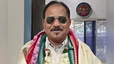 ତଲସରା: ବରିଷ୍ଠ କିରାଣି ଙ୍କୁ ବିଦାୟକାଳୀନ ସମ୍ବର୍ଦ୍ଧନା ଜ୍ଞାପନ