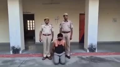 सिणधरी: थाना सिणधरी ने अवैध मादक पदार्थ 11.52 ग्राम स्मैक व 16.22 ग्राम पाउडरनुमा मादक पदार्थ का घटक बरामद किया, तस्कर गिरफ्तार